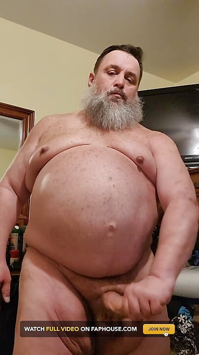 Daddy Bear Jacking His Cock