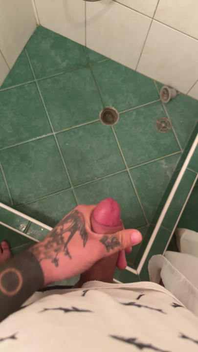 Cum shot