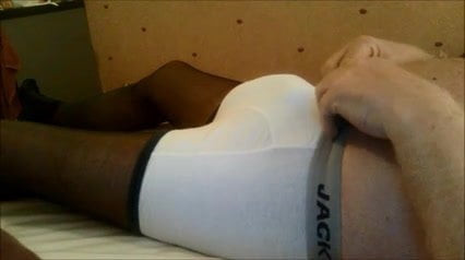 Masturbate in panty 2
