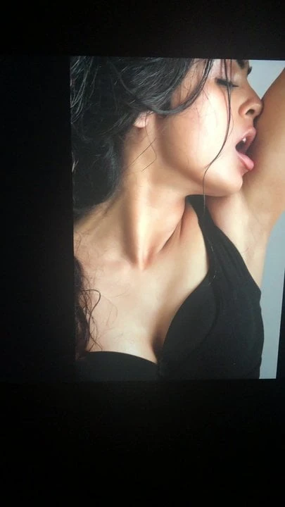 Cum tribute to slut Naina Ganguly