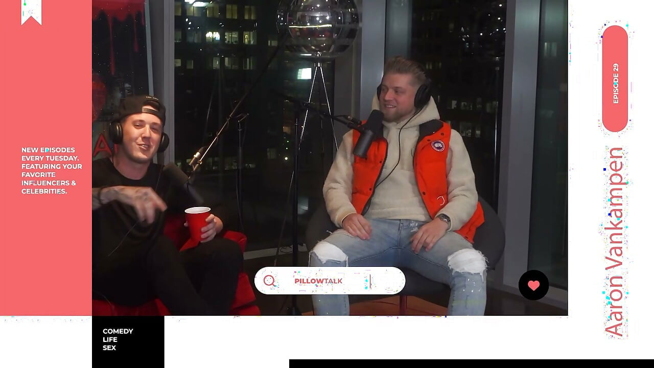 Tiktok-mogul Aaron Vankampen wordt gek in herenhuizen!