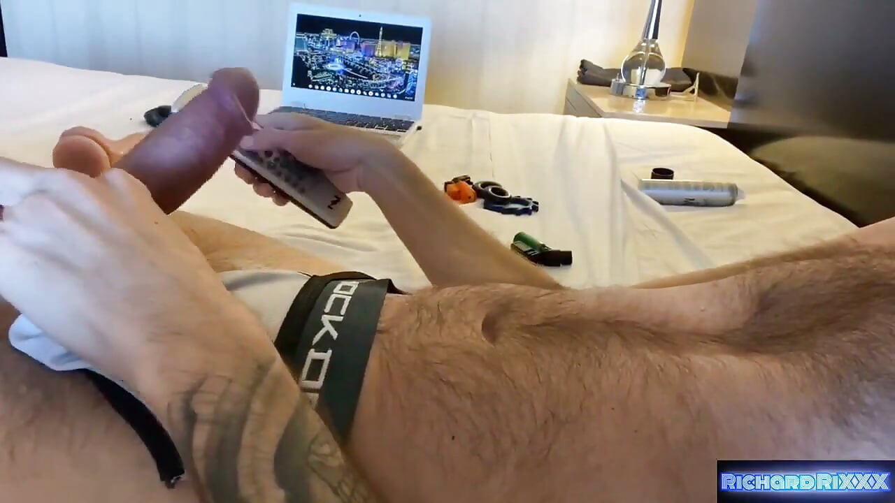 Hot Amateur Bi Guy Riding Dildo Stroking Big Dick