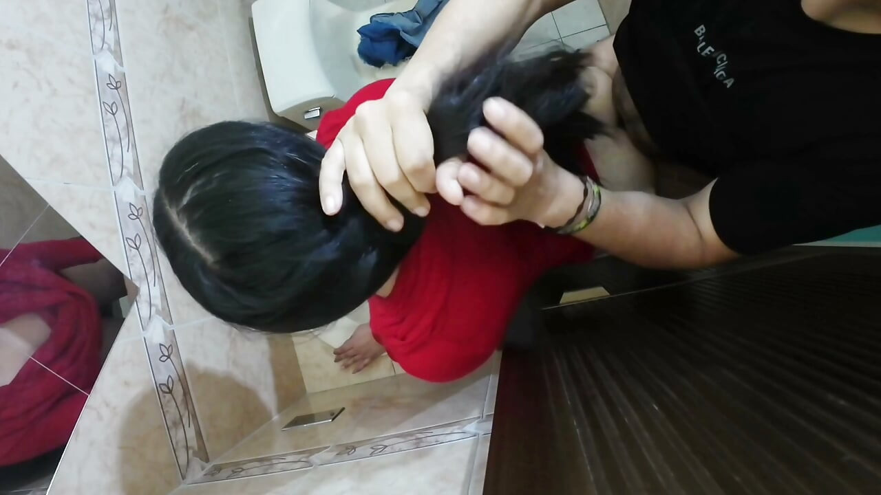FREE USE OF MY STEPSISTER. FUCKING IN THE BATHROOM.