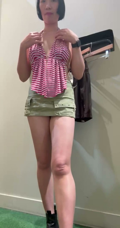 My ChangeRoom, some fun while shopping  :) | Clip 1