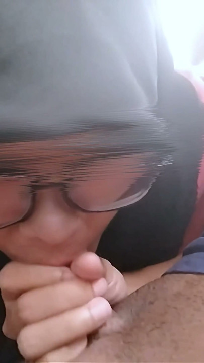 Naughty Hijab Girl So Horny, She Sucks Taxi Driver Cock in the Car Backseat - Minokiiko | Clip 2