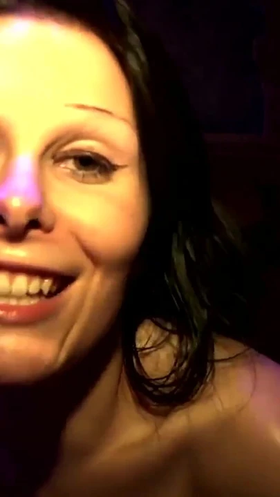 Fette Titten schlucken Sperma | Clip 1