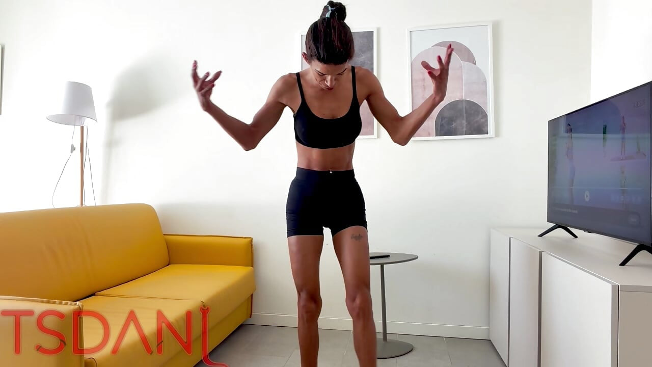 Hey My Love, Let's Train, Hahaha, at Home, a Big-dicked Transvestite Training at Home.