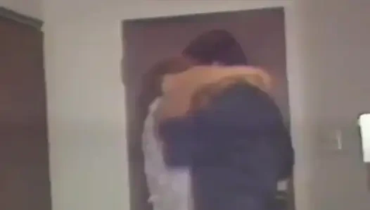 Мастурбация и хардкорный экшн от этой винтажной пары