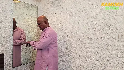 Old man hardcore sex with Indian step daughter licking pussy