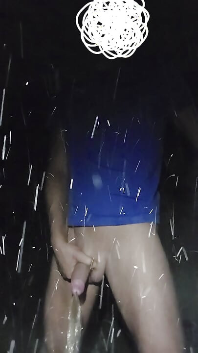 Biggest piss ever. Never Seen before. Huge piss. Skinny boy pisses a Huge stream of warm pee