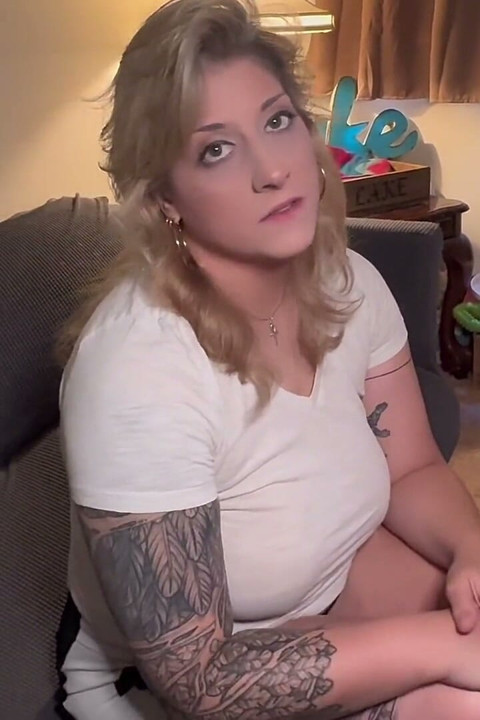 My Stepmom's Best Friend Moved in with Us - She Really Needed Some Cock - Kiki Cockhound - Bo Ridgewood