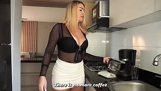 Üvey oğul, kıpırdama! - Büyük memeli üvey anne şakadan sonra sikiliyor - Daniela Gomez ve Jordy Fabian