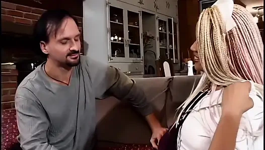 Perawat menyembuhkan pasien