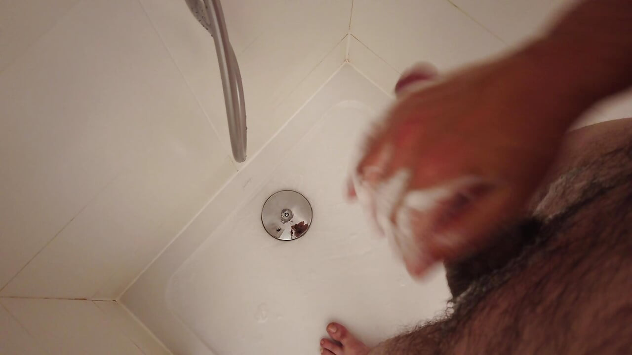مفاجأة في الفندق رجل يسعد