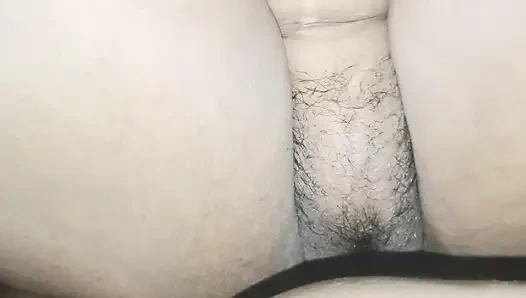 Video aksi istri desi dengan kamar besar di kamar tidur