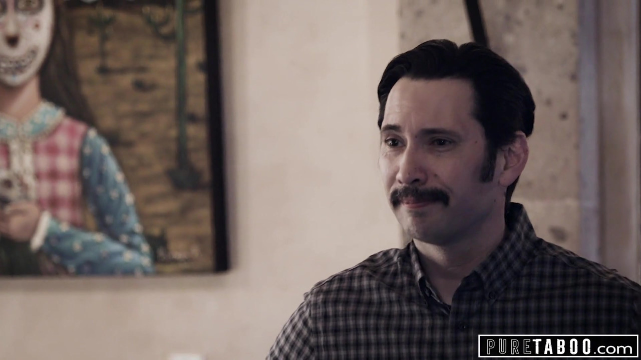 欲求不満のカップルはベビーシッターとセックスしたい