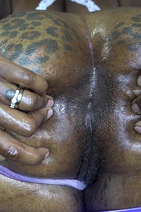 Gudinnan Diamond's Assless Kjol JOI Del 2