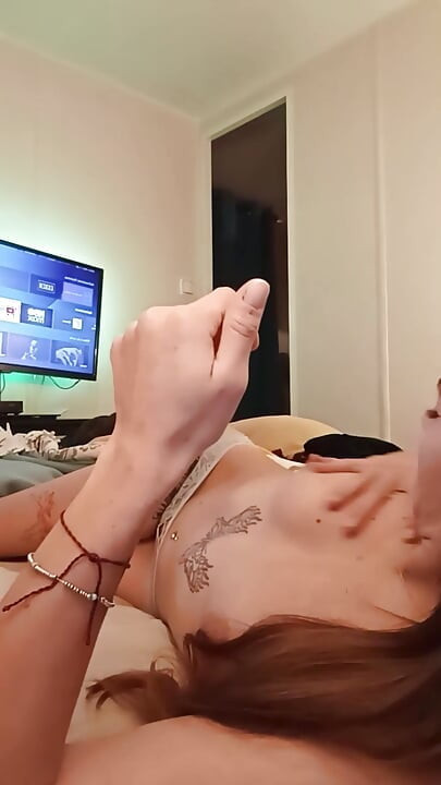 Solo En Casa, Traviesa Y Cachonda