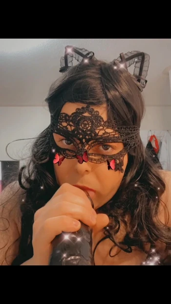 Sucking bbc cock