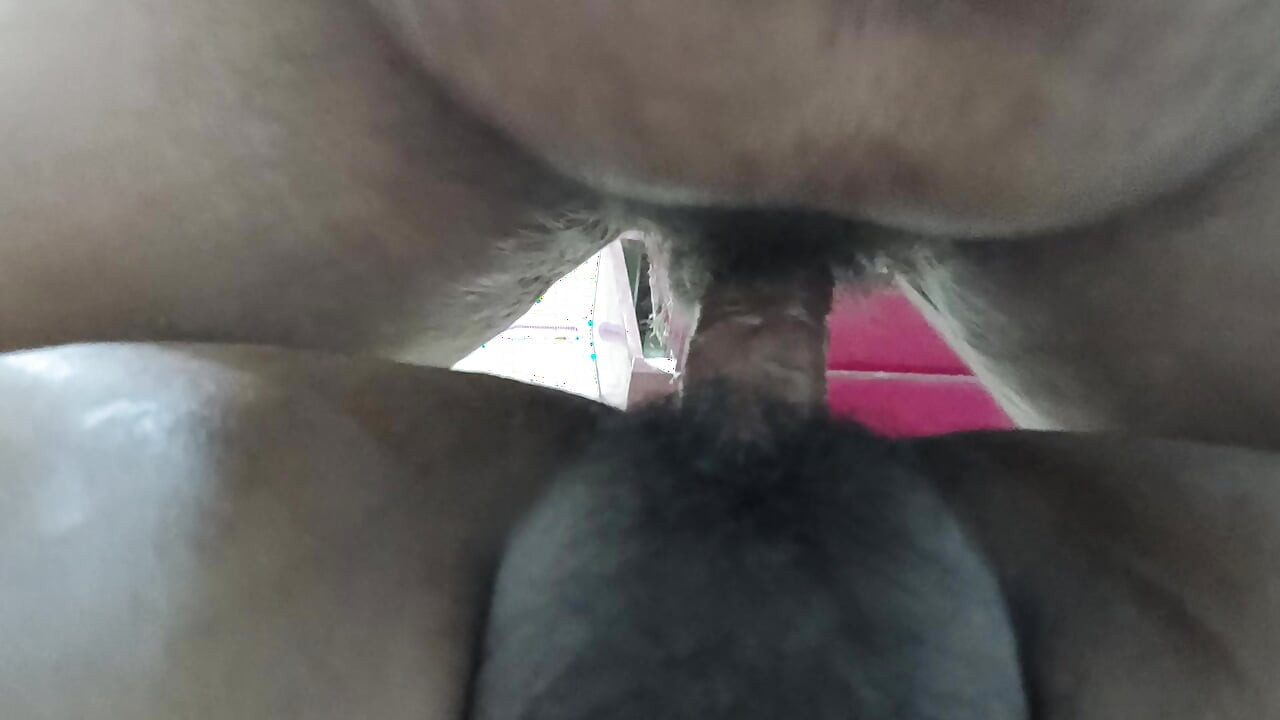 Bhabhi ki garam chut me garam lund dall diya