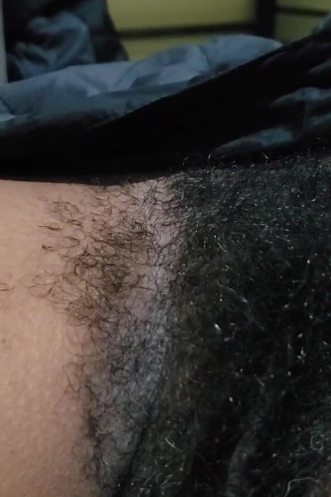 Hairy Pussy Babe Enjoys a Bold and Sensual Experience with Confident Energy, Raw Chemistry and Intimate Connection