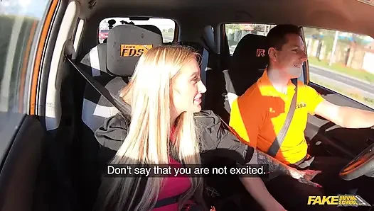 Fake Driving College - Daisy Lee доказывает, что уроки минета - больше веселья, чем вождения