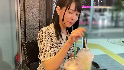 A118F10 It's natural to be cautious about your first dating app! A beautiful black-haired girl who came knowing she was going to shoot privately! Wild sex in one-night mode!