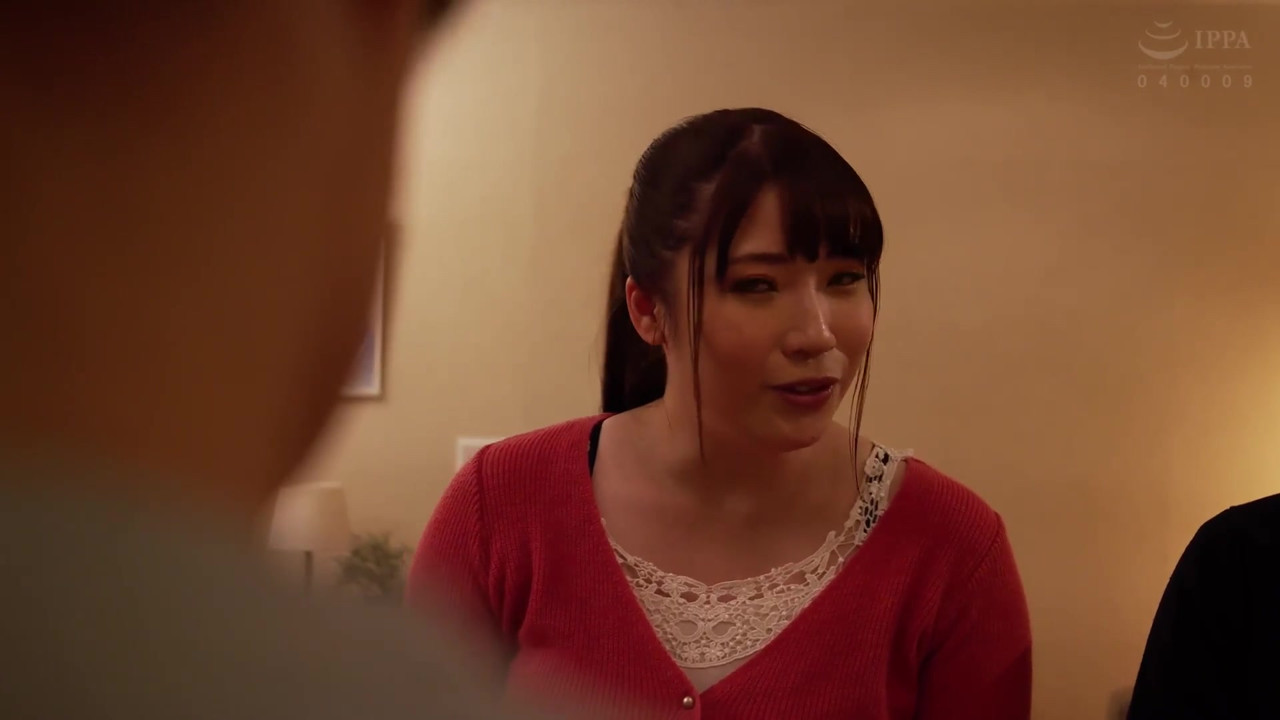 隣人のエステ師に性感開発され寝取られてしまったうちのJカップ美爆乳むっちり潮吹き妻