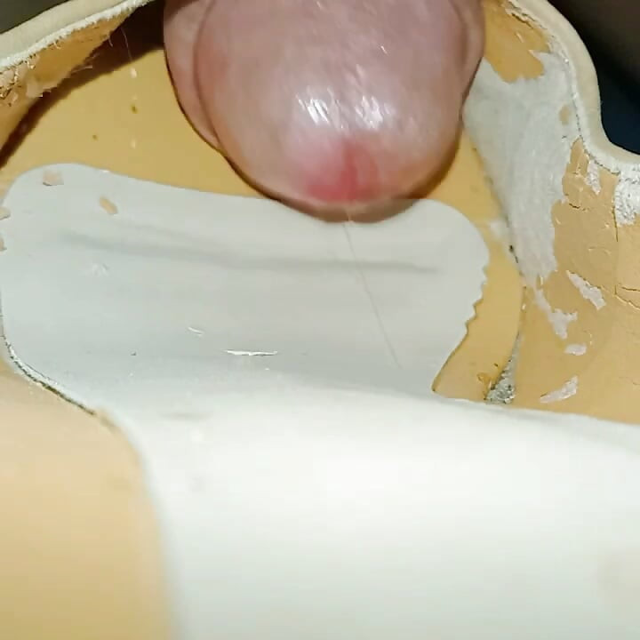 TIGHT BROWN SNEAKER FROM VECINA DULCESITA