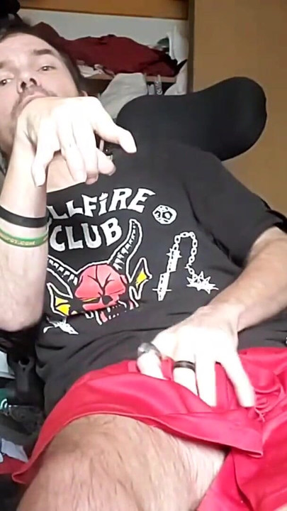 Must-share moment from "Kevy 69's Cums In his Chair"