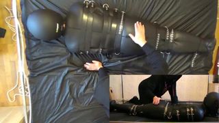 Hogsacked & belt terwijl Estim