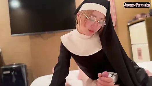 Sevimli cosplay görünümü spot ışığı çalıyor, özel kimya cesur bir gizli sona dönüşüyor