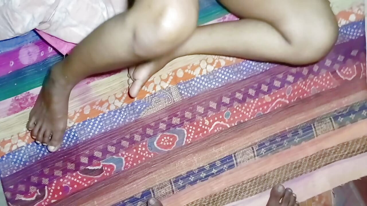 Desi κορίτσι από το χωριό, πραγματική Bangali Stepsister & Stepbrother γαμιούνται, καυτό σεξ, Full Video