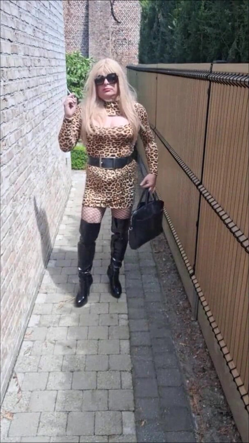 Ophelie, the smoking cheap street whore | Clip 1