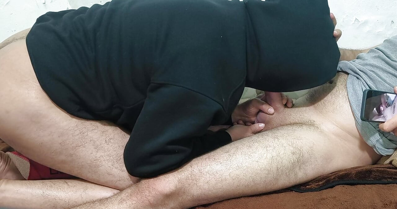 Seks Gay Arab Panas Menunggangi Kontol Arab Menyetubuhi Pantat Saudara Istriku