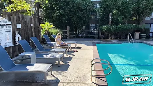 BJRAW Blonde spinner Lilly Bell gets a HUGE facial