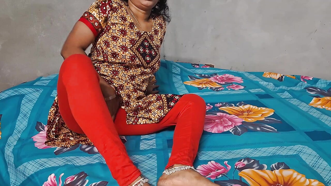 indian desi Stepbrother is giving high quality sex and licking to his stepsister with his big Cock. viral video