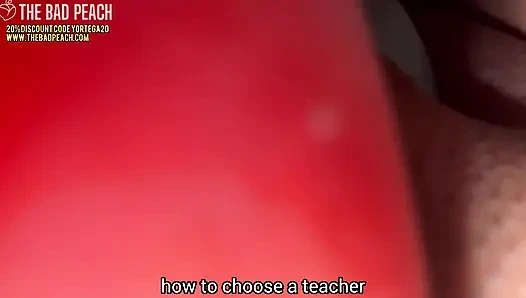 Sıkı amcığını mahmuzlarda patlatan aşırı genişletici oyuncak