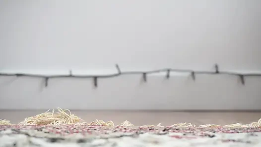 Giantess играет в прятки с сократили свои коллеги