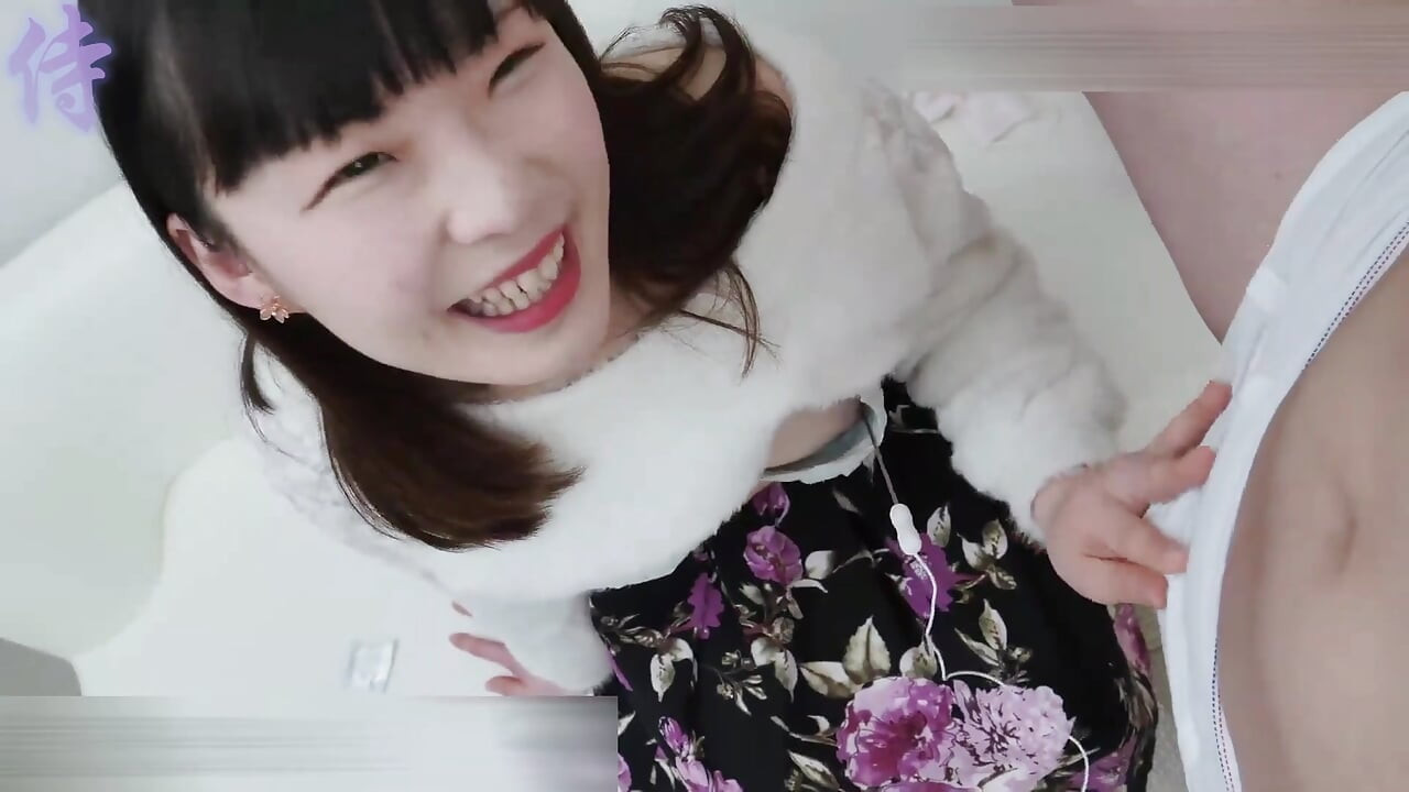 Horny Asian sluts #090