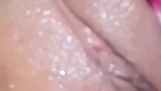 Kolombiyalı kadın kendine lezzetli bir şekilde dokunuyor