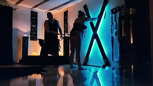 Flogger: Martyrius Raptor-Prototyp im Test (NSFW Version)