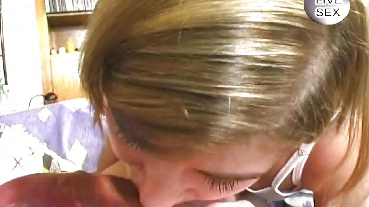 Amateur Gets Deep Fingered and Sucks Cock Hard
