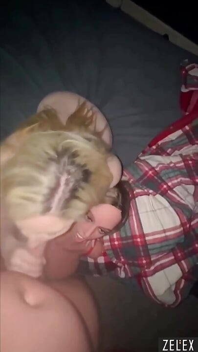 Zelex- blonde chav slag squirts all over in threesome with new plaything!