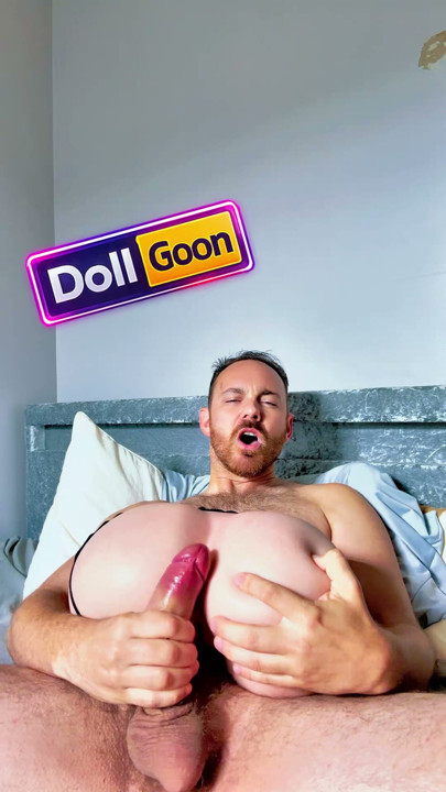 Sexy Daddy Hunk has a BIG DICK and knows how to use it!