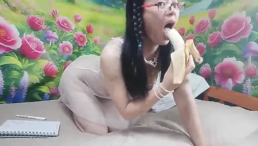 sucking banana video special turn you on