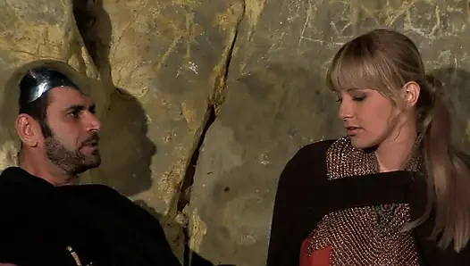 Pelacur rambut pirang hongaria yang aduhai: nyepong kontol sange banget!! Vol 2