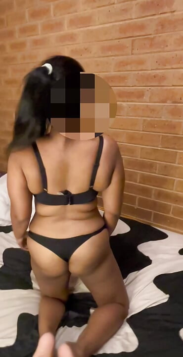 chubby sri lankan girl undressing on bed infront of her boyfriend