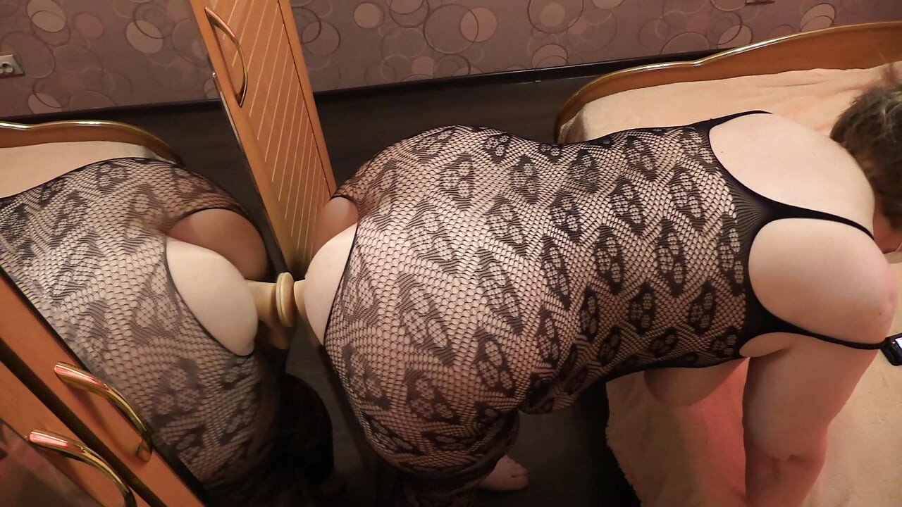 Doggy Style by the Mirror. a Mature MILF Shakes Her Big Ass and Big Tits. BBW.