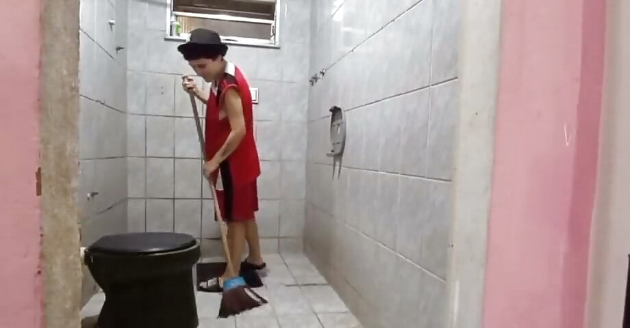 I Put the Little Shoe in the Bathroom to Nurse